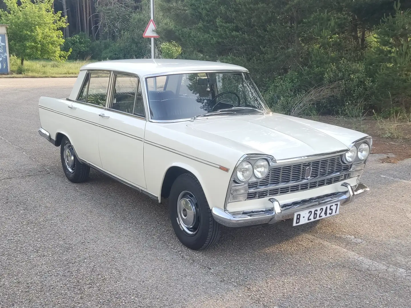 Fiat 2300 2300 6 cilindros Blanc - 1