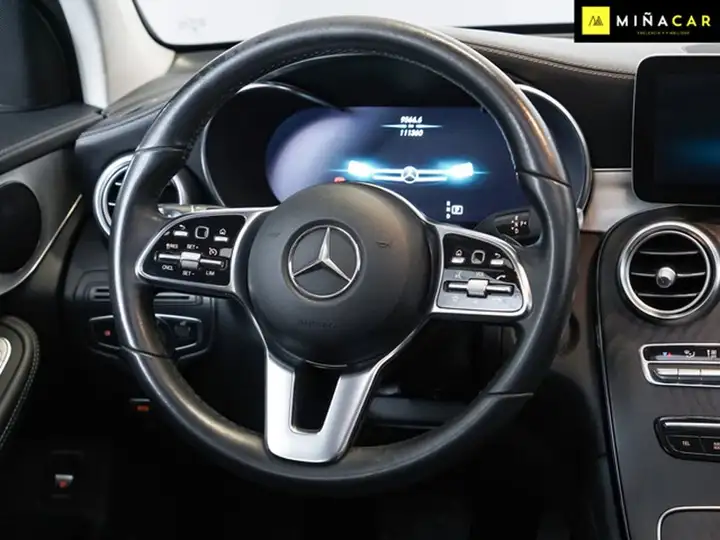 Mercedes-Benz GLC 2020, foto 32