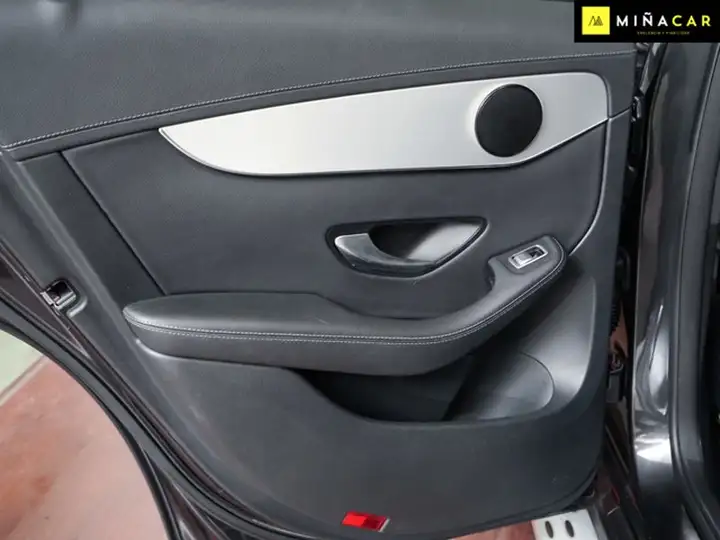 Mercedes-Benz GLC 2020, foto 19