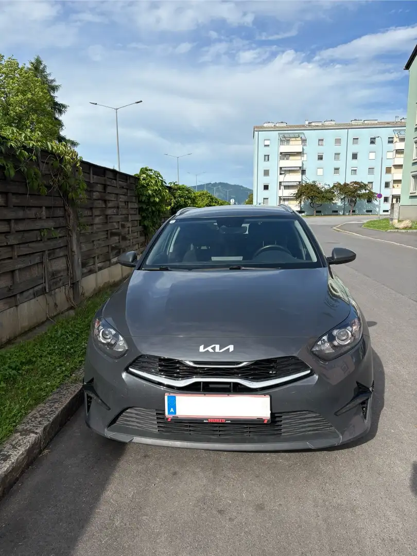 Kia Ceed / cee'd KIA Ceed 1,0 T-GDI Kombi / Family Van Grau - 1