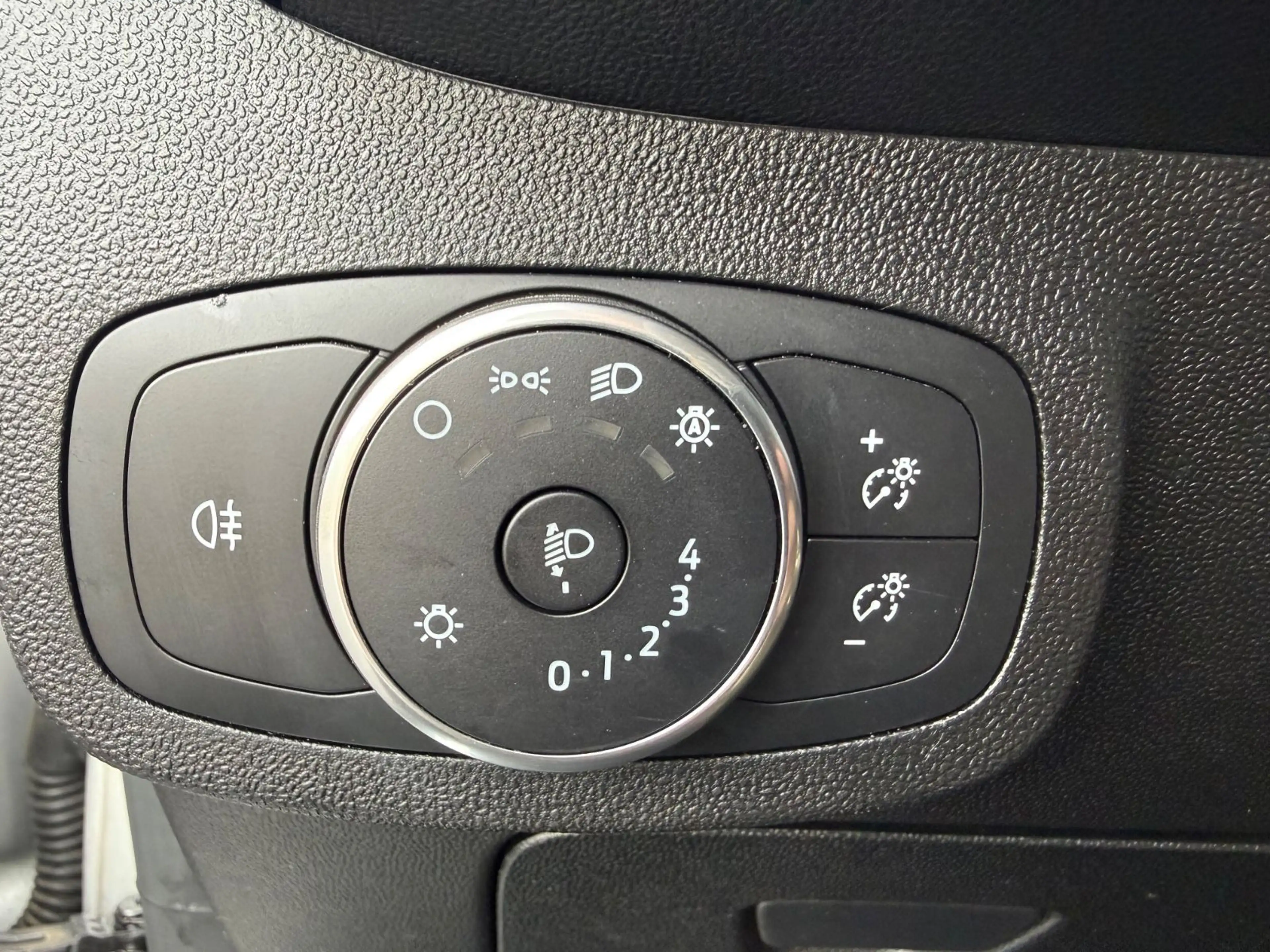 Ford Fiesta Trend ORIGINAL Austauschmotor Klima BT — photo 14