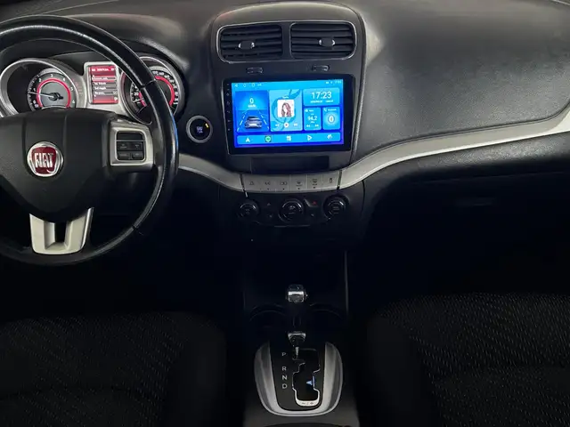 Fiat Freemont view 14