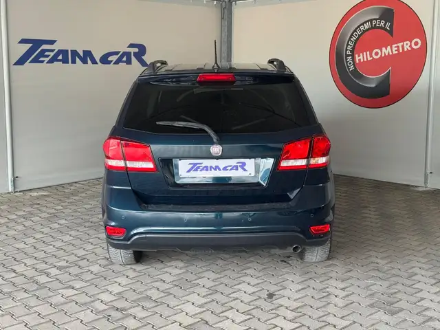 Fiat Freemont view 4