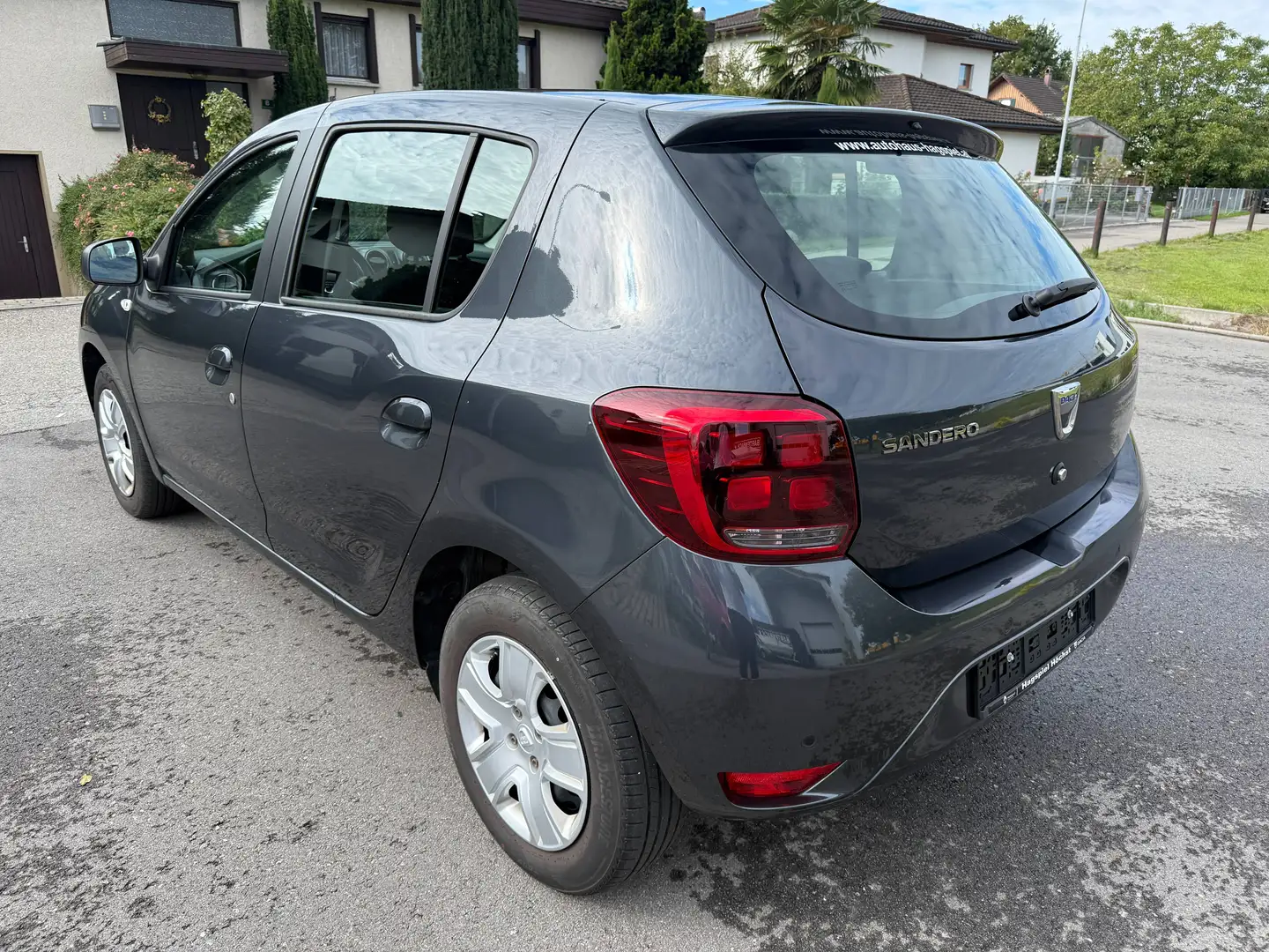 Dacia Sandero Jubiläum TCe 100 Navi Kamera Grau - 2