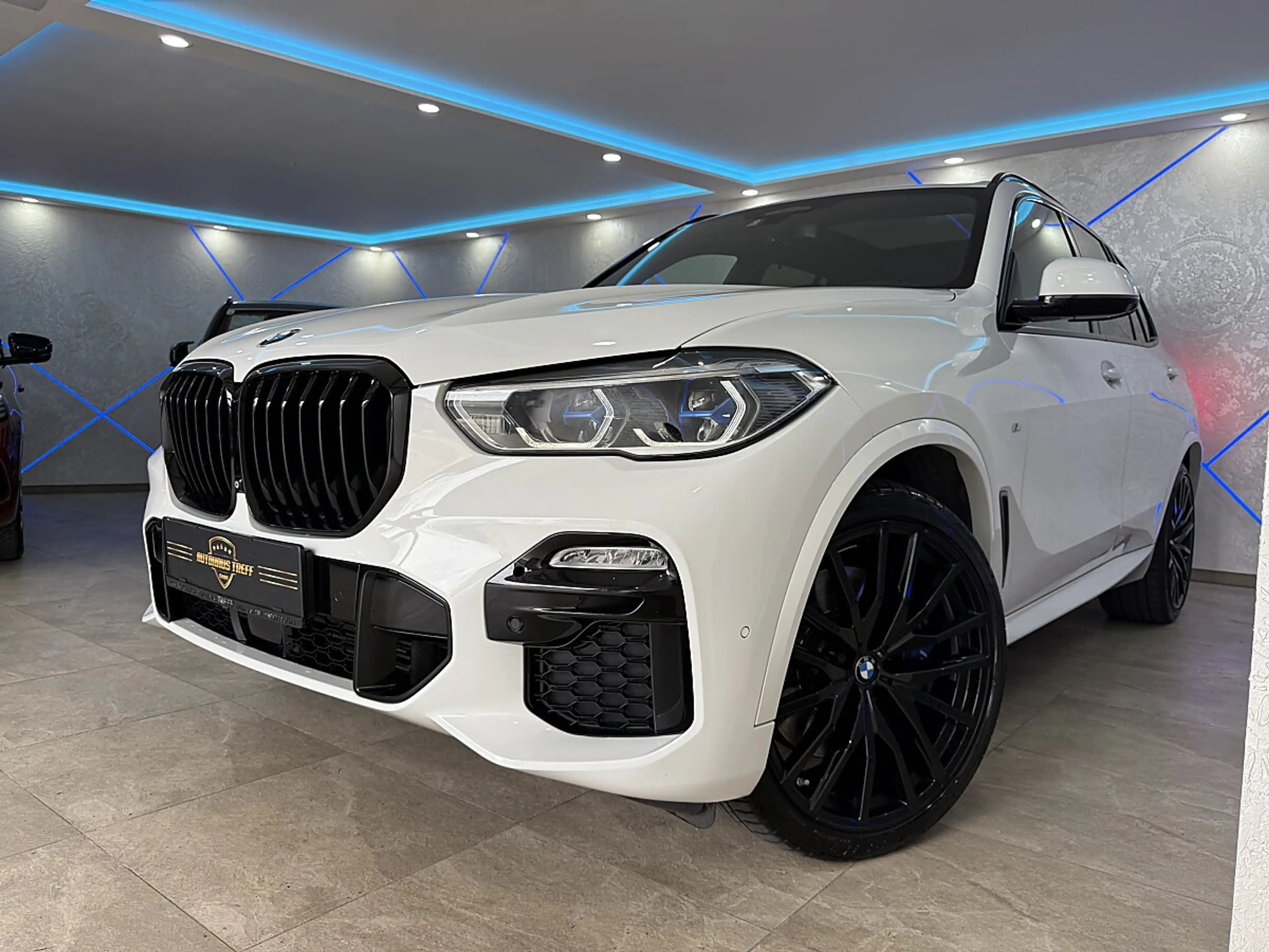 BMW X5 xDrive30d Aut.*M-SPORT*SKY-LOUNGE*7-SITZER*MASS... — photo 5