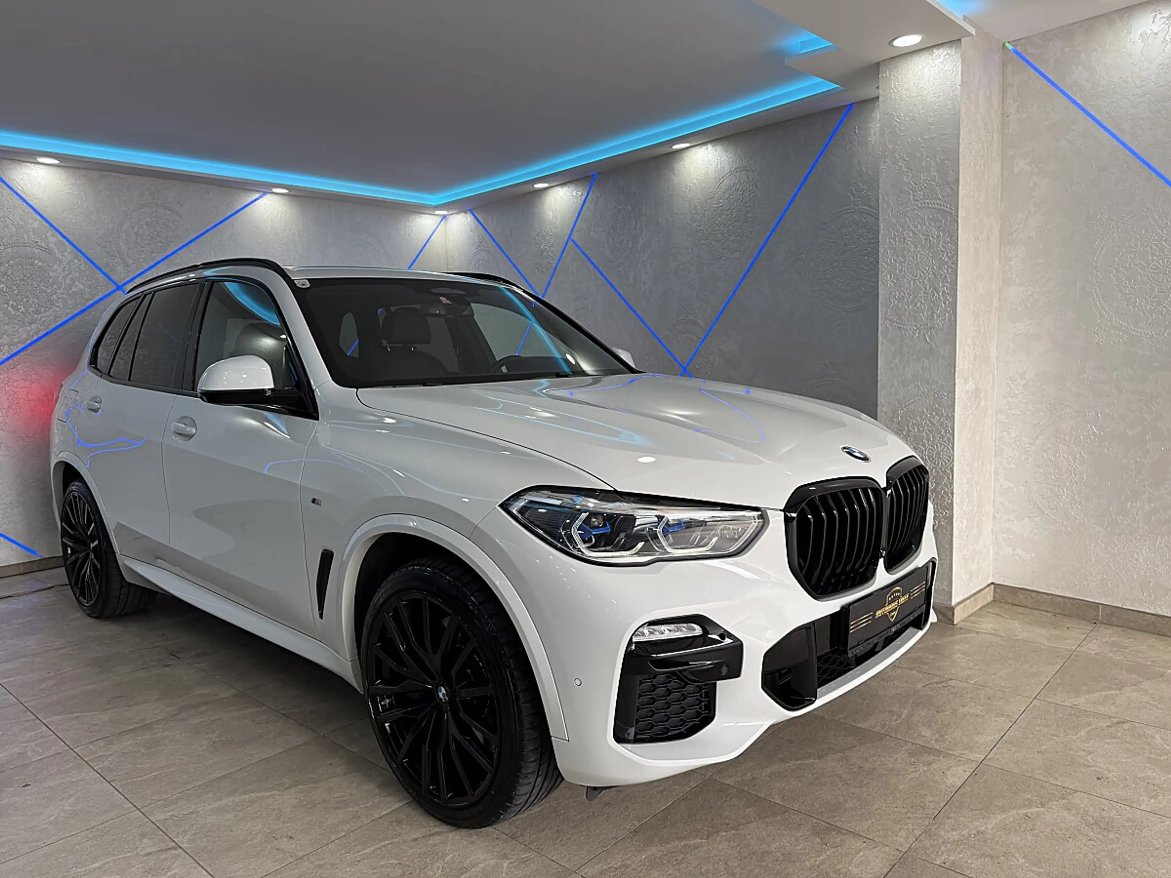 BMW X5 xDrive30d Aut.*M-SPORT*SKY-LOUNGE*7-SITZER*MASS... — photo 7