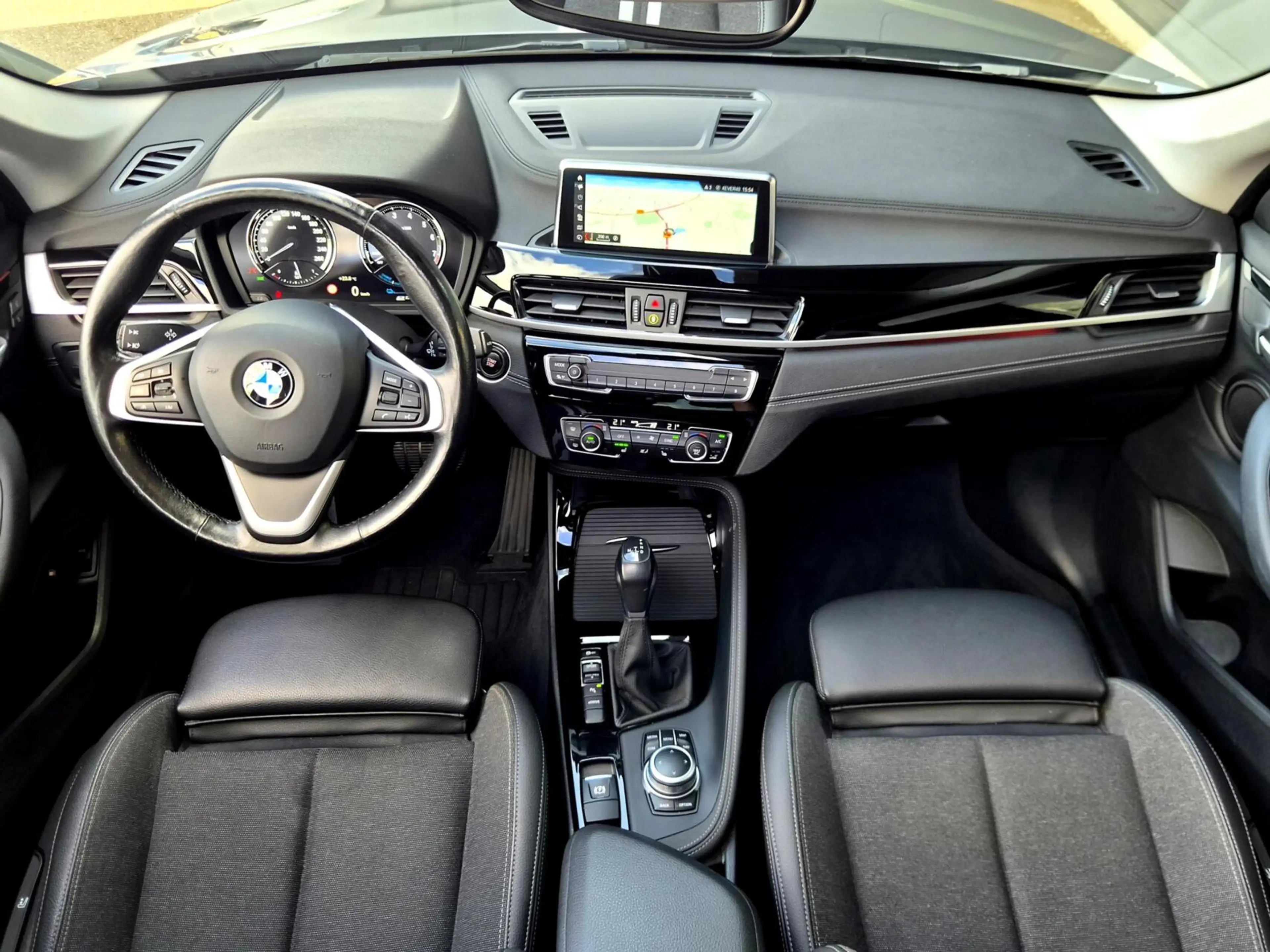 BMW X1 xDrive25e 220PK Executive Automaat |Pano|Clima|Tre — photo 6