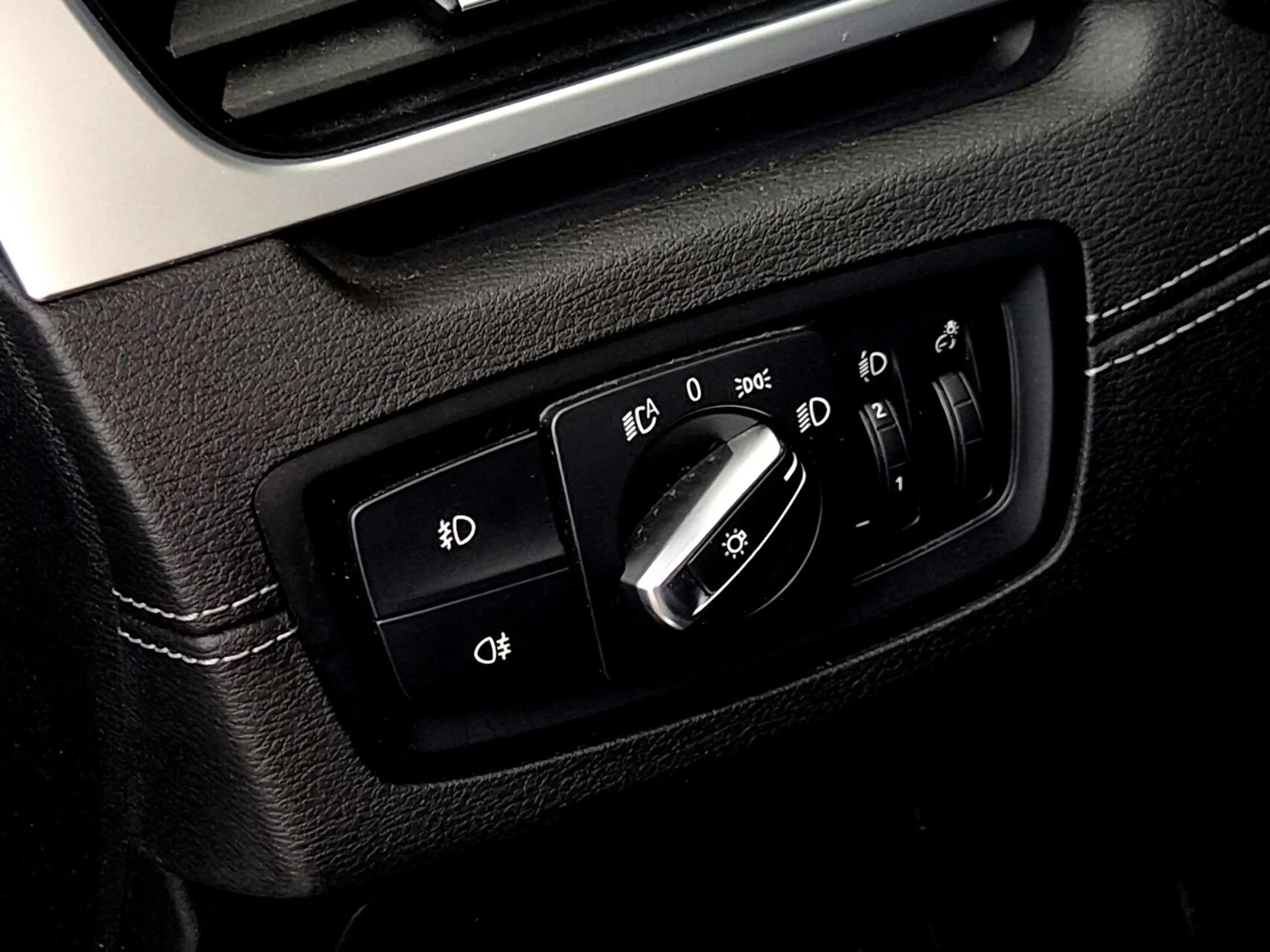 BMW X1 xDrive25e 220PK Executive Automaat |Pano|Clima|Tre — photo 32