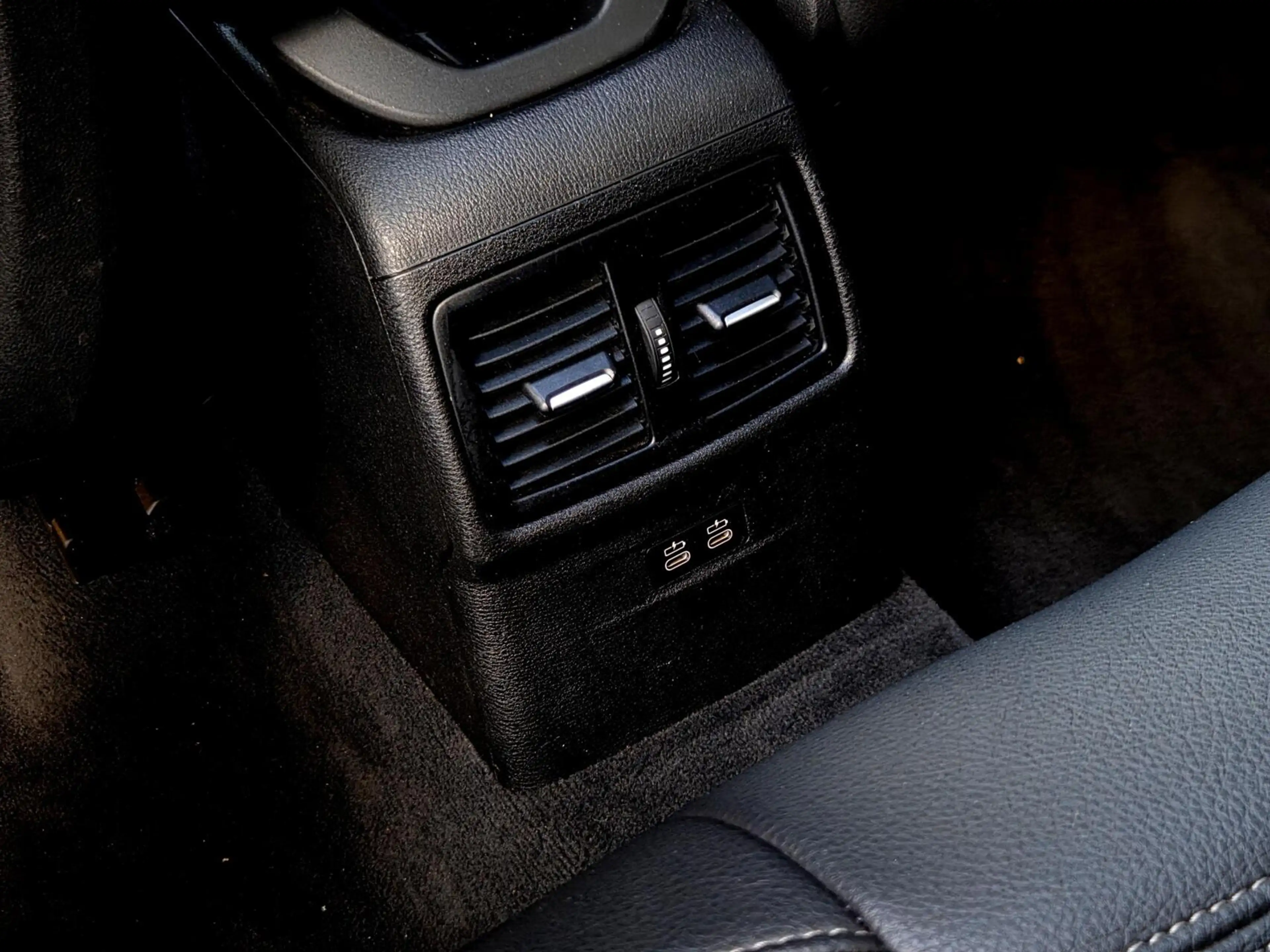 BMW X1 xDrive25e 220PK Executive Automaat |Pano|Clima|Tre — photo 25