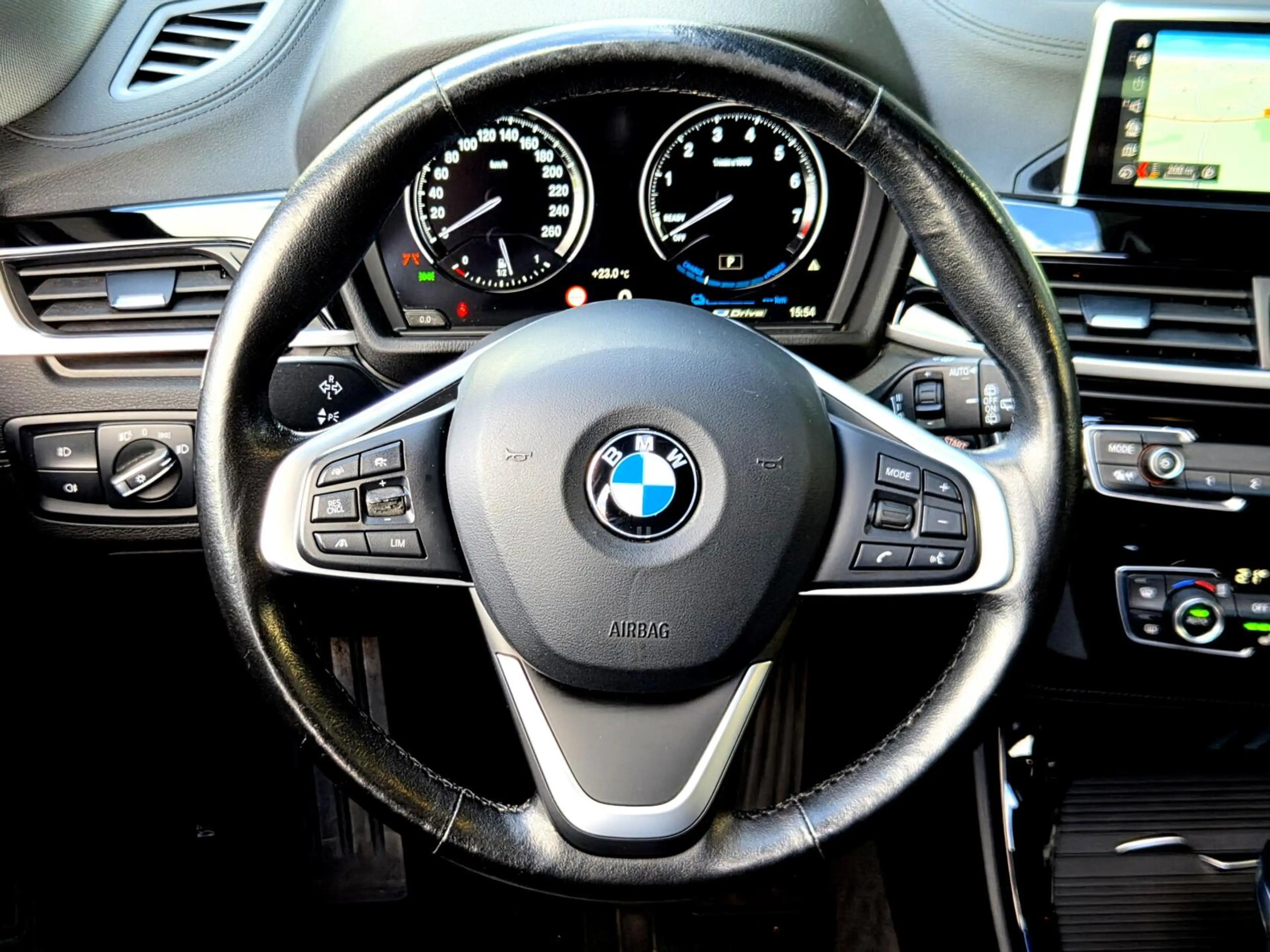 BMW X1 xDrive25e 220PK Executive Automaat |Pano|Clima|Tre — photo 16
