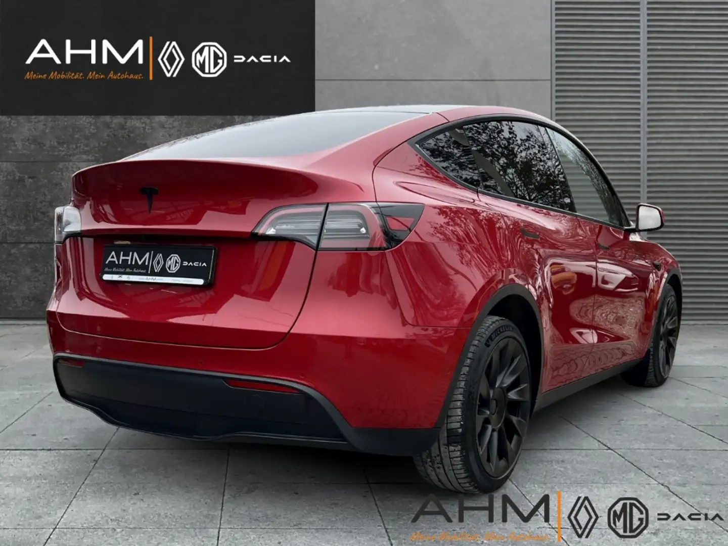 Tesla Model Y Long Range Dual AWD *MwSt. ausweisbar* Rot - 2
