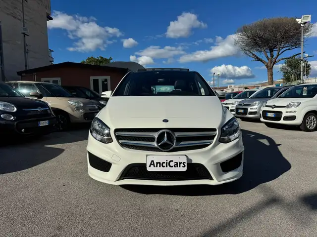 Mercedes-Benz B 180 B 180 d Automatic Premium