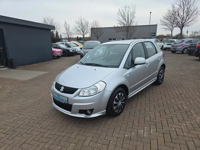Suzuki SX4 City WENIG KILOMETER