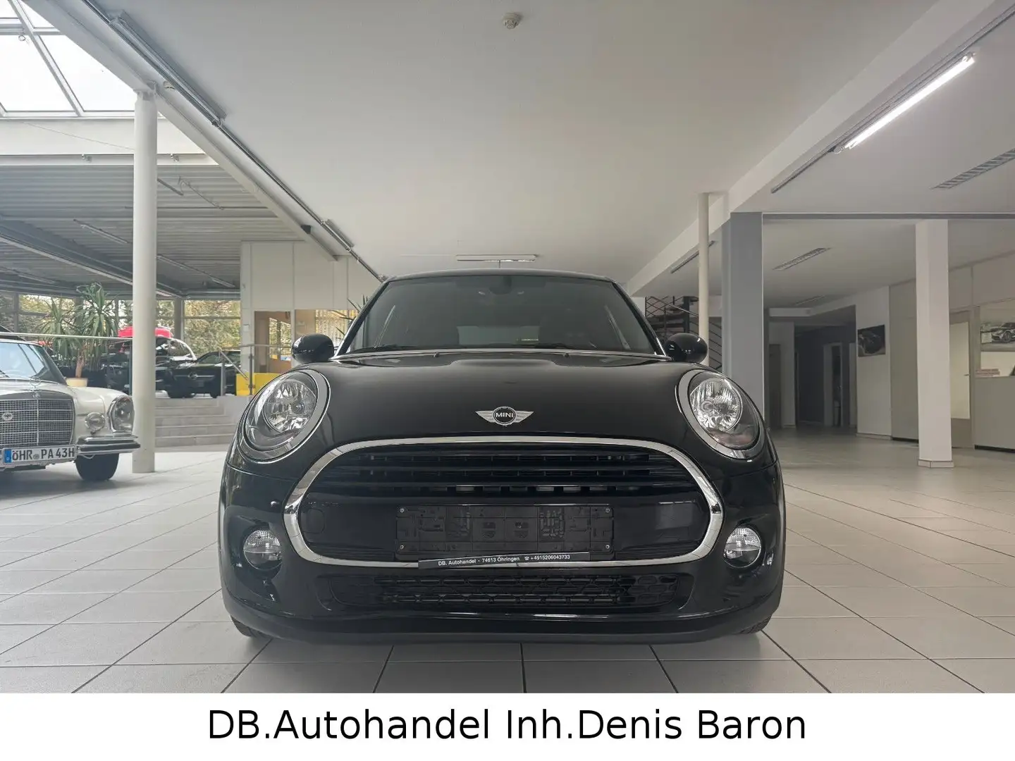 MINI Cooper 5-trg. Aut. Pepper Navi Pano PDC SHZ Schwarz - 2