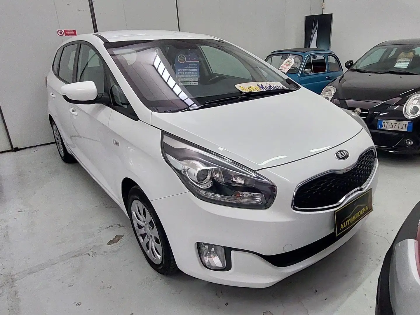 Kia Carens 1.7 TURBO DIESEL X NEOPATENTATI Bianco - 1