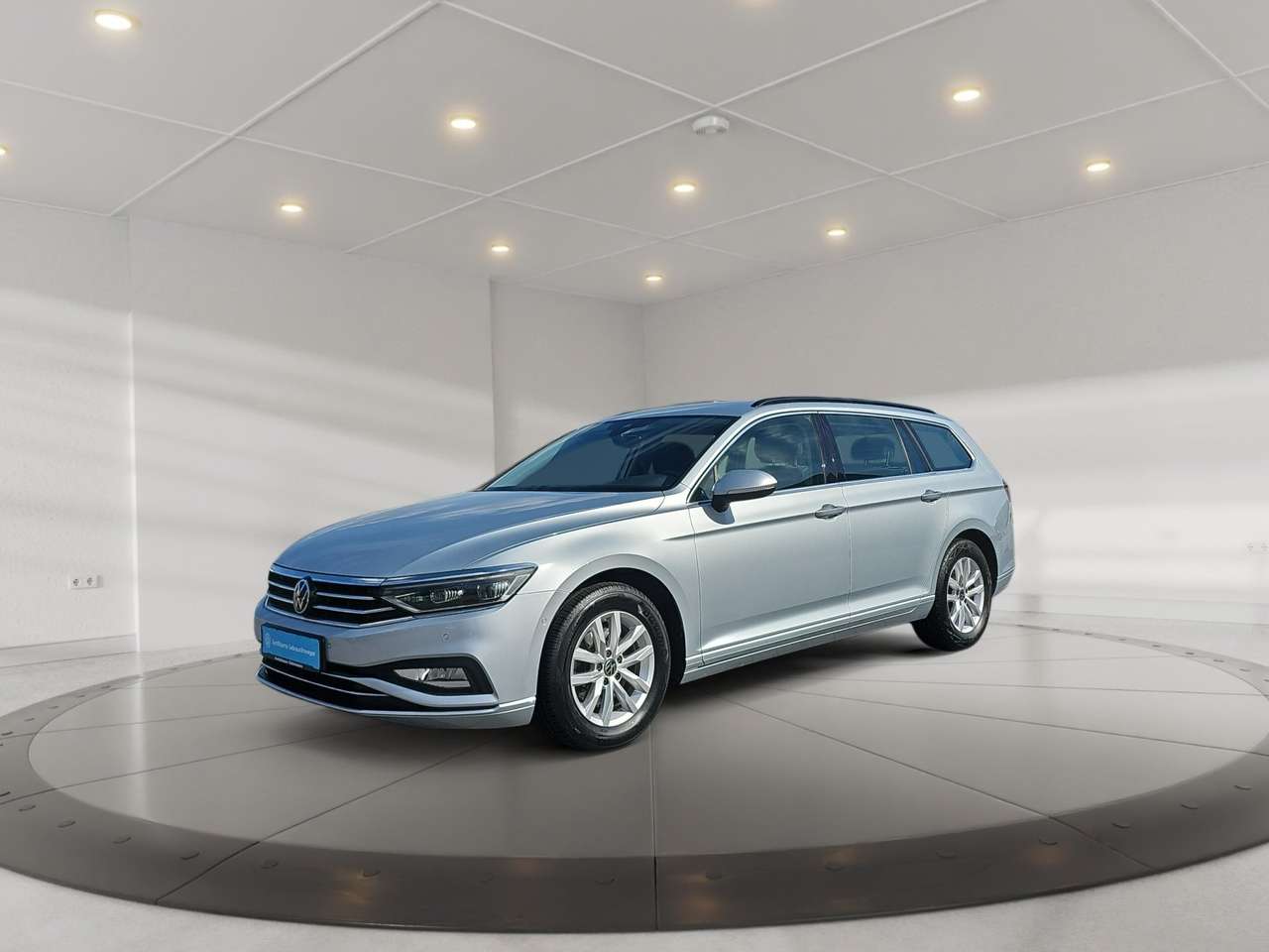 Volkswagen Passat Variant 2023 — 2.0 TDI Business Matrix/RFK/ACC