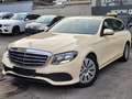 Mercedes-Benz E 200 T 9G Taxi*Leder*SH*Park-Asist*17"*USB*Android Auto Beige - thumbnail 1