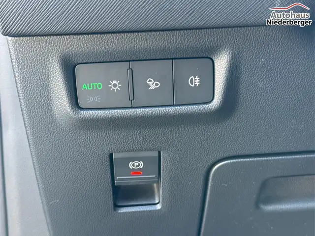 Skoda Kodiaq Sportline 4x4+AHK+PANO+KAMERA+EL. HECKKL.+PDC+2... Ansicht 24