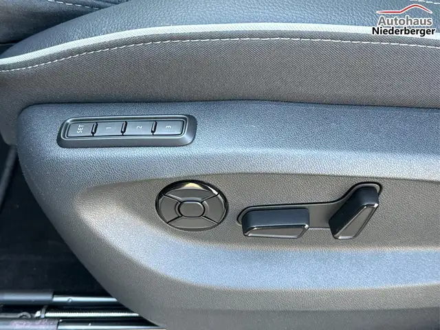 Skoda Kodiaq Sportline 4x4+AHK+PANO+KAMERA+EL. HECKKL.+PDC+2... Ansicht 16