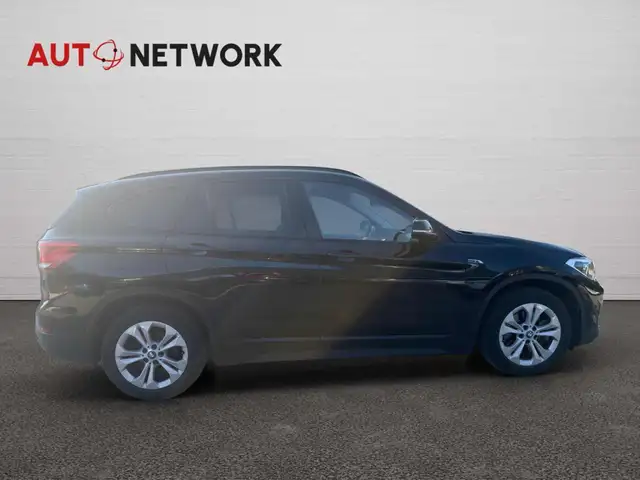 BMW X1 view 8