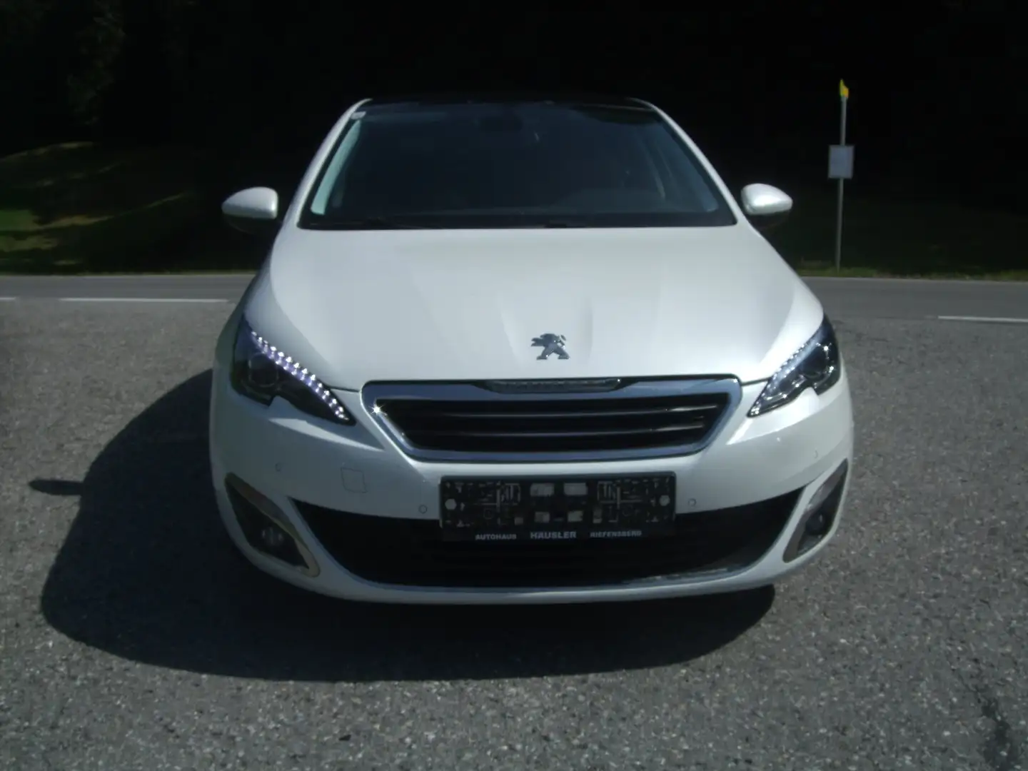 Peugeot 308 Allure HDi 115 Weiß - 2