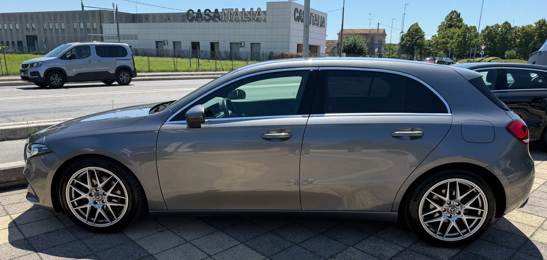 Mercedes-Benz A 180 Classe A - W177 2018 d Sport auto Grigio - 2