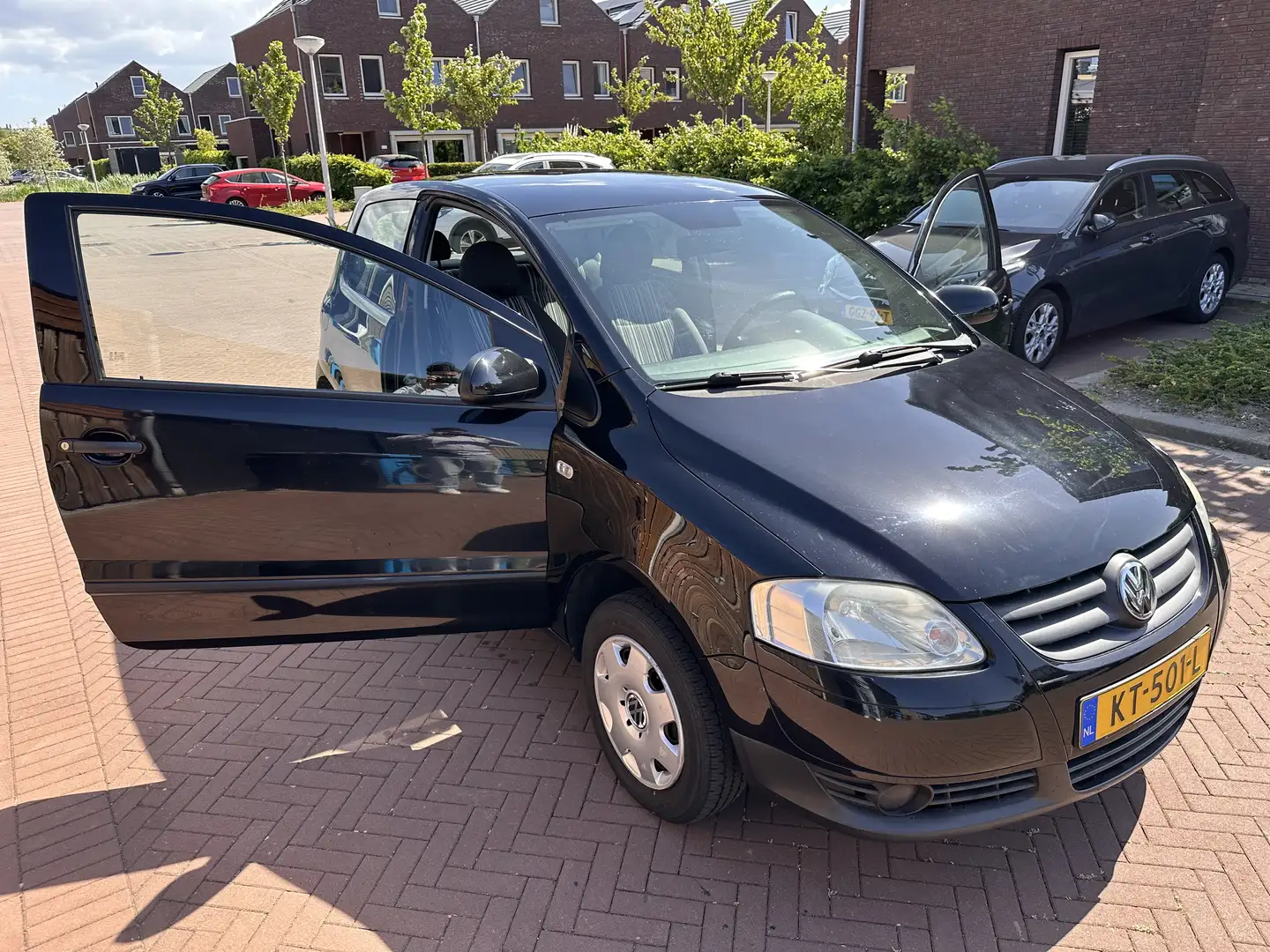 Volkswagen Fox 1.2 Trendline Černá - 2