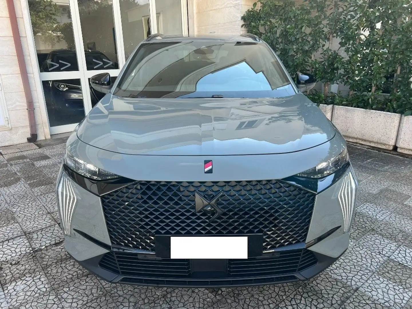 DS Automobiles DS 7 BlueHDi 130 aut. Performance Line Grigio - 2