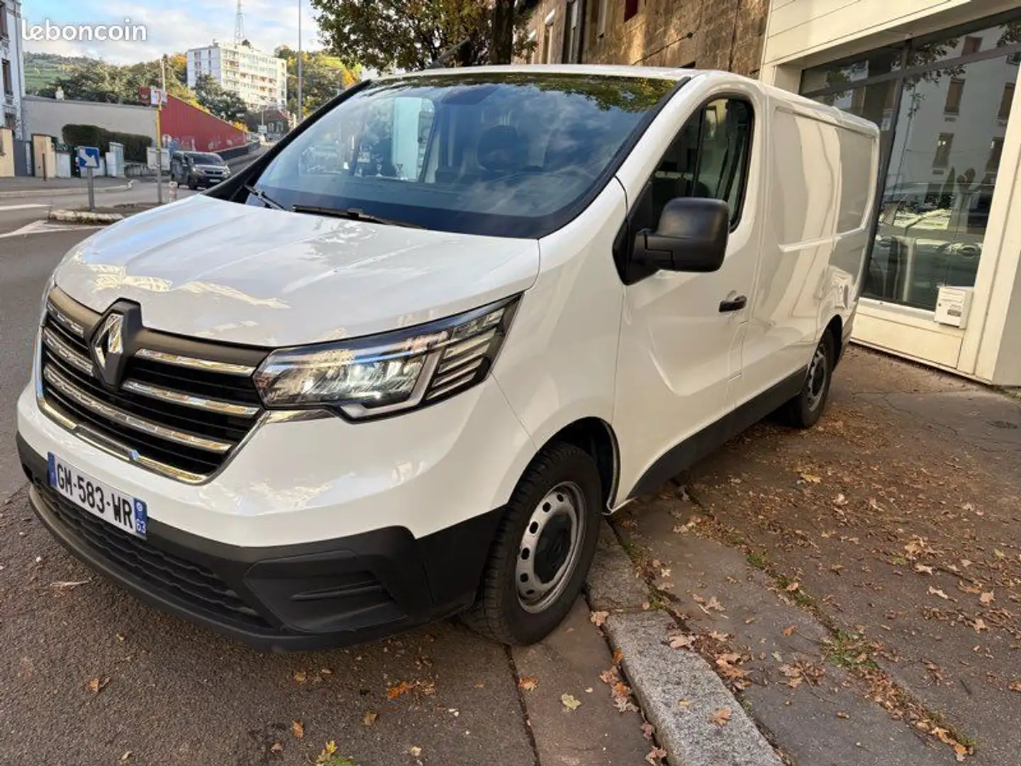 Renault Trafic 2.0 Dci 2023 état irréprochable Wit - 2