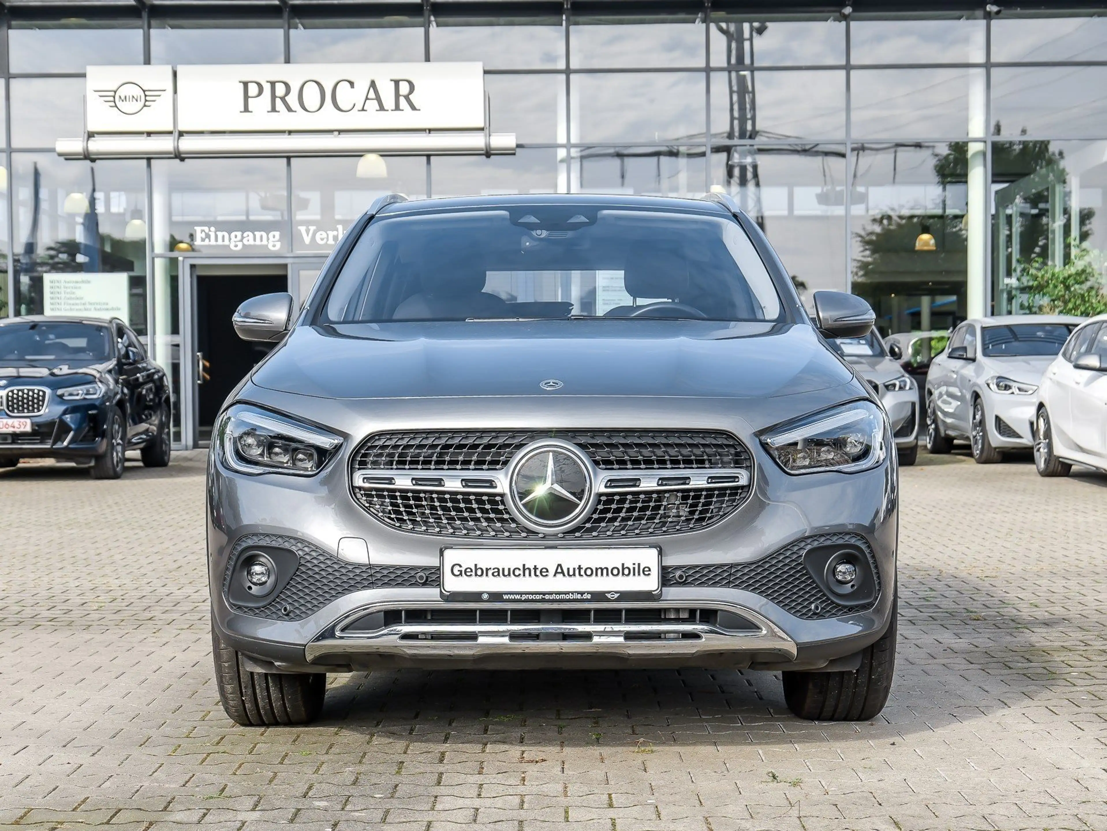 Mercedes-Benz GLA 220 d 4Matic 8G-DTC Progressive Navi+AHK+LED+SHZ+RFK+A — photo 8