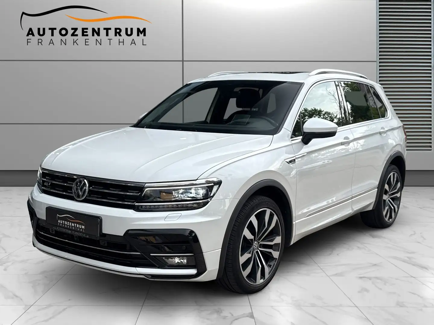 Volkswagen Tiguan R-Line 4Motion ACC HuD KEYLESS LED PANO Weiß - 1