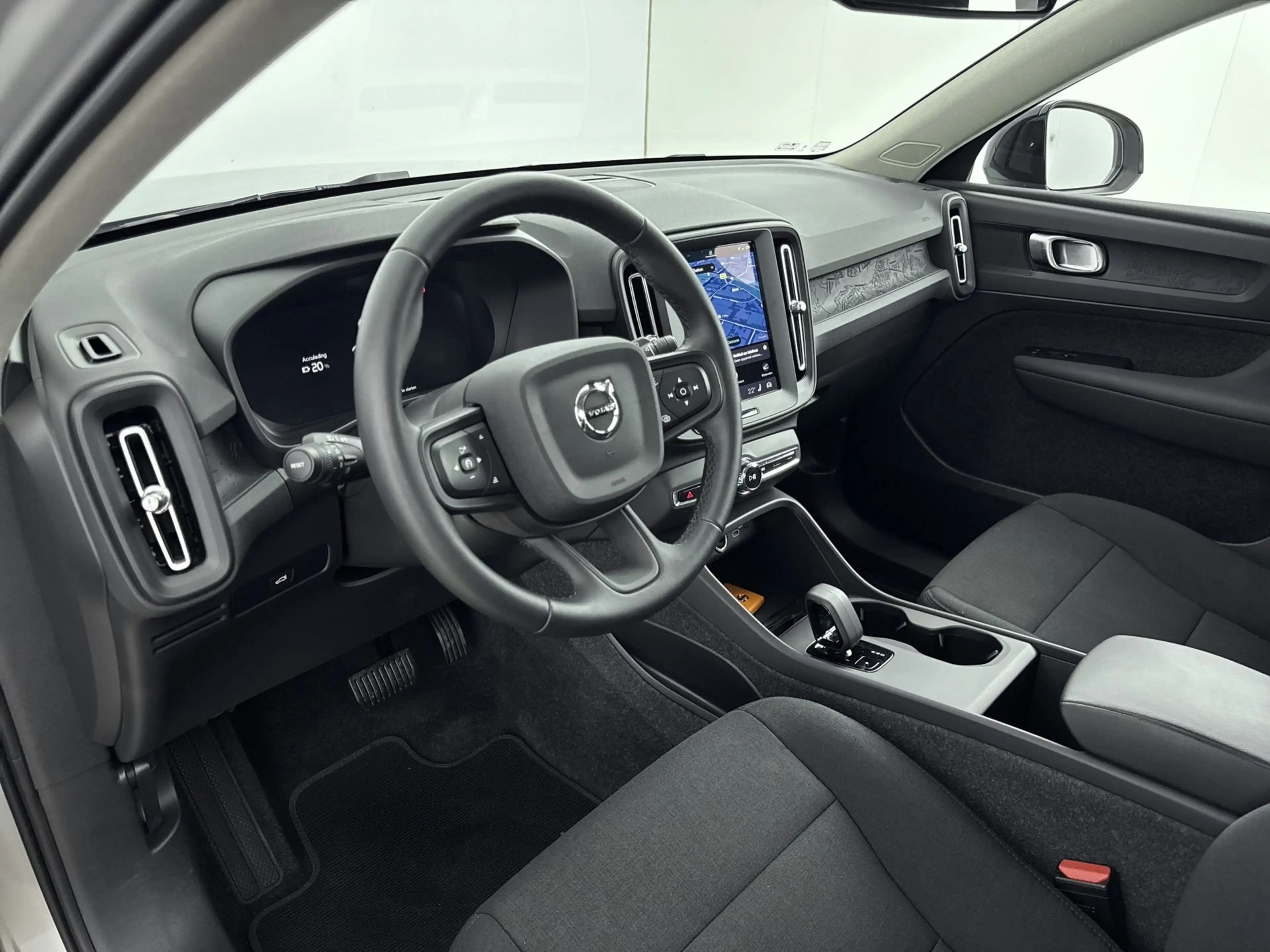 Volvo EX40 Single Motor Essential 70 kWh | Apple Carplay Andr — photo 13