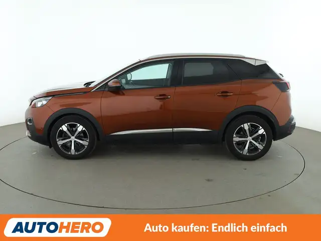 Peugeot 3008 view 3