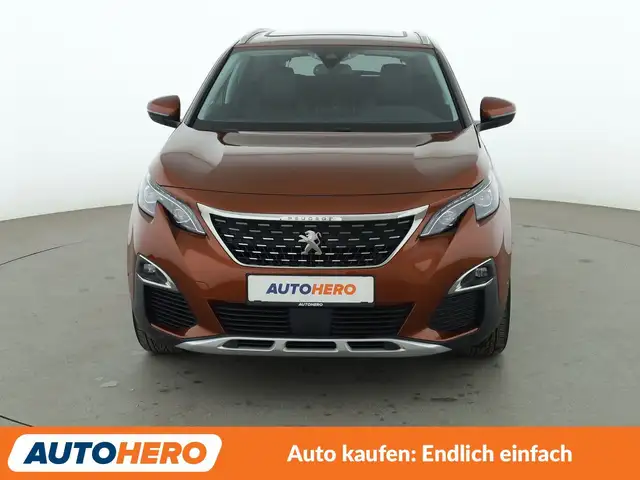 Peugeot 3008 view 9