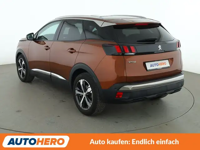 Peugeot 3008 view 4