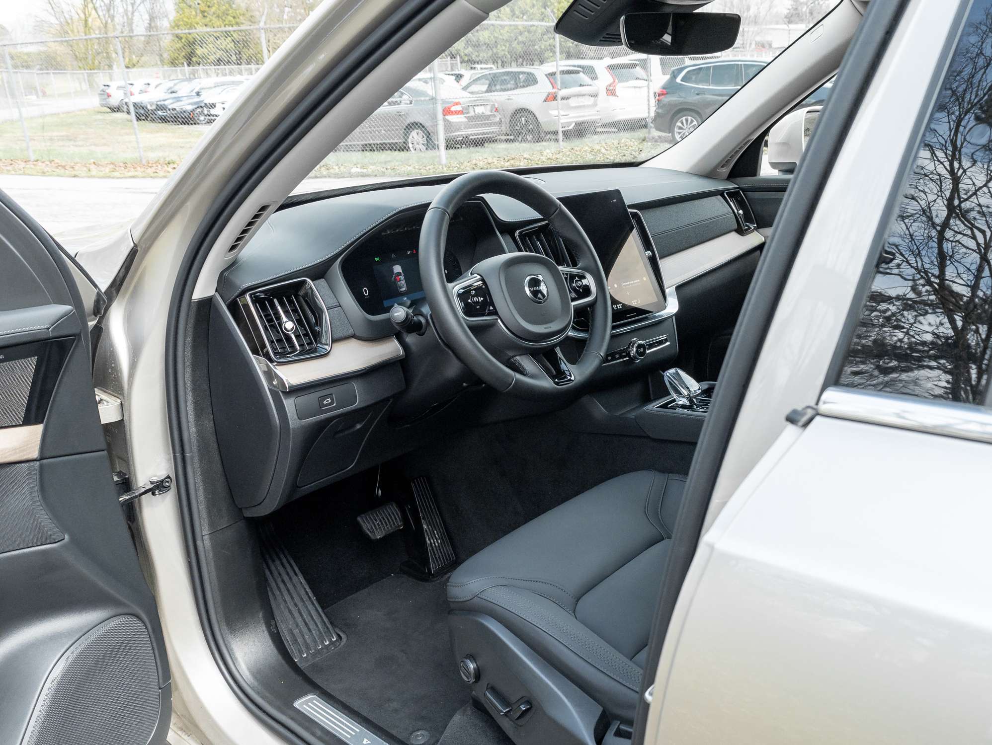 2026 Volvo XC90 B6 AWD PLUS |HARMAN KARDON |CPO RATE FROM 2.99%* thumb 8