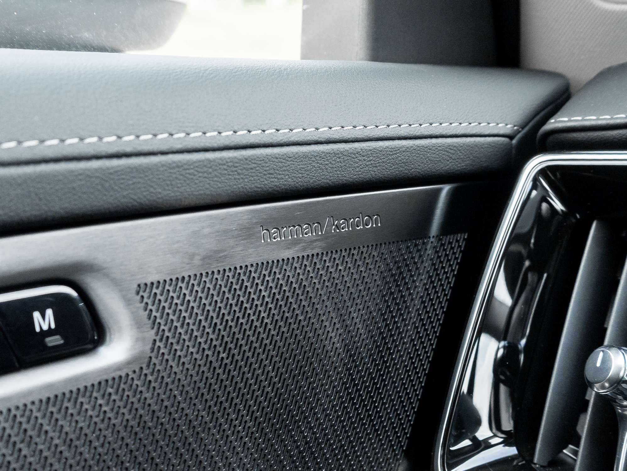2026 Volvo XC90 B6 AWD PLUS |HARMAN KARDON |CPO RATE FROM 2.99%* thumb 17