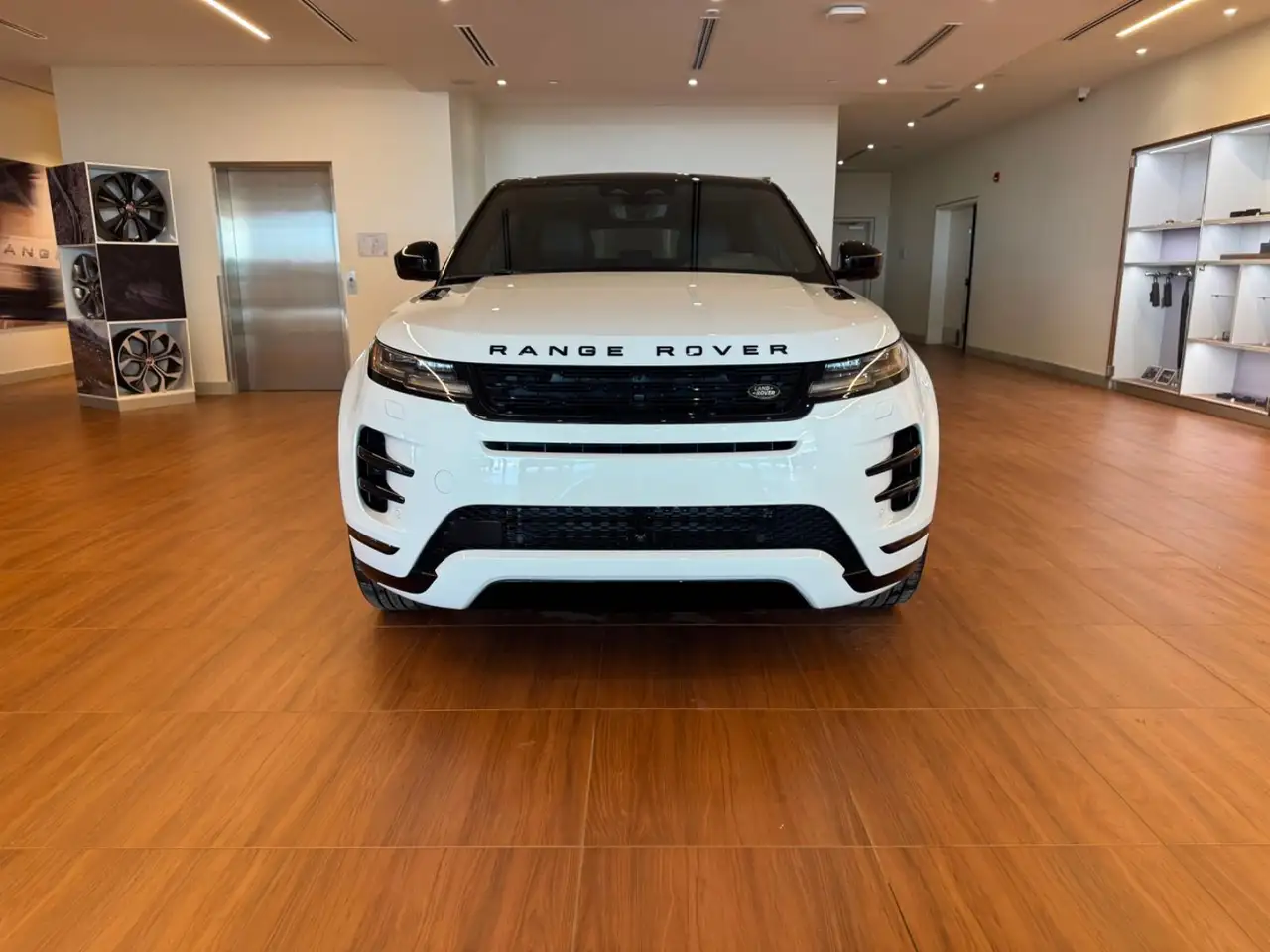 Land Rover Range Rover Evoque снимка Land Rover Range Rover Evoque
