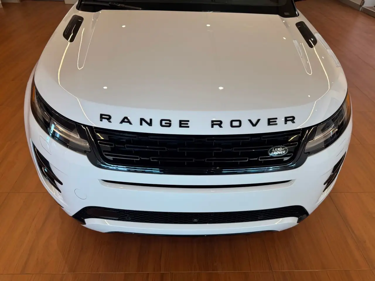 Land Rover Range Rover Evoque снимка Land Rover Range Rover Evoque