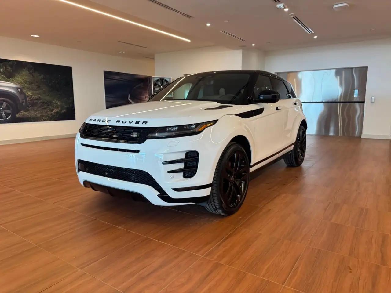 2026 Land Rover Range Rover Evoque