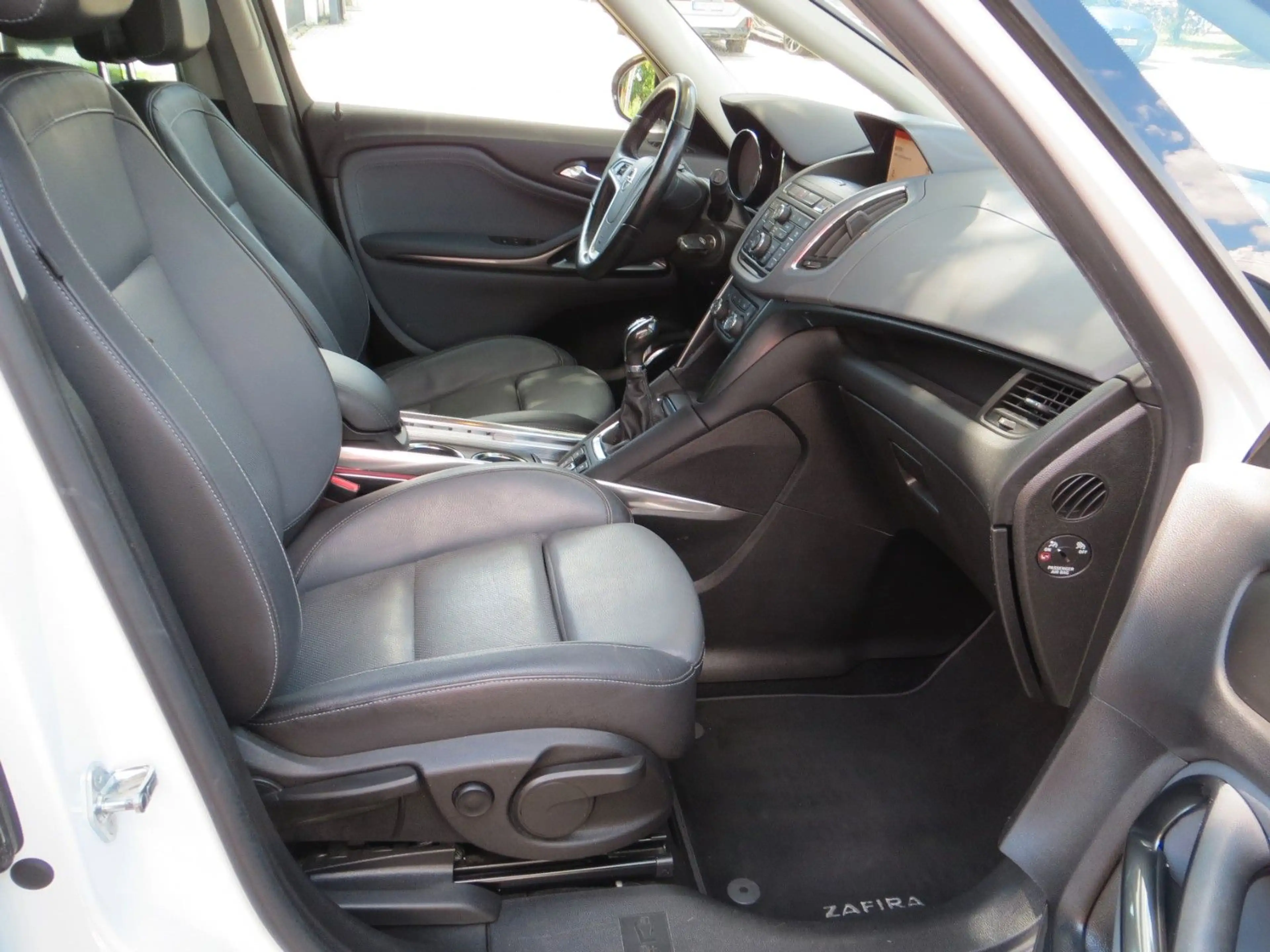 Opel Zafira Tourer OPC-Line* 7 Sitze*Leder*Navi*19" — photo 14