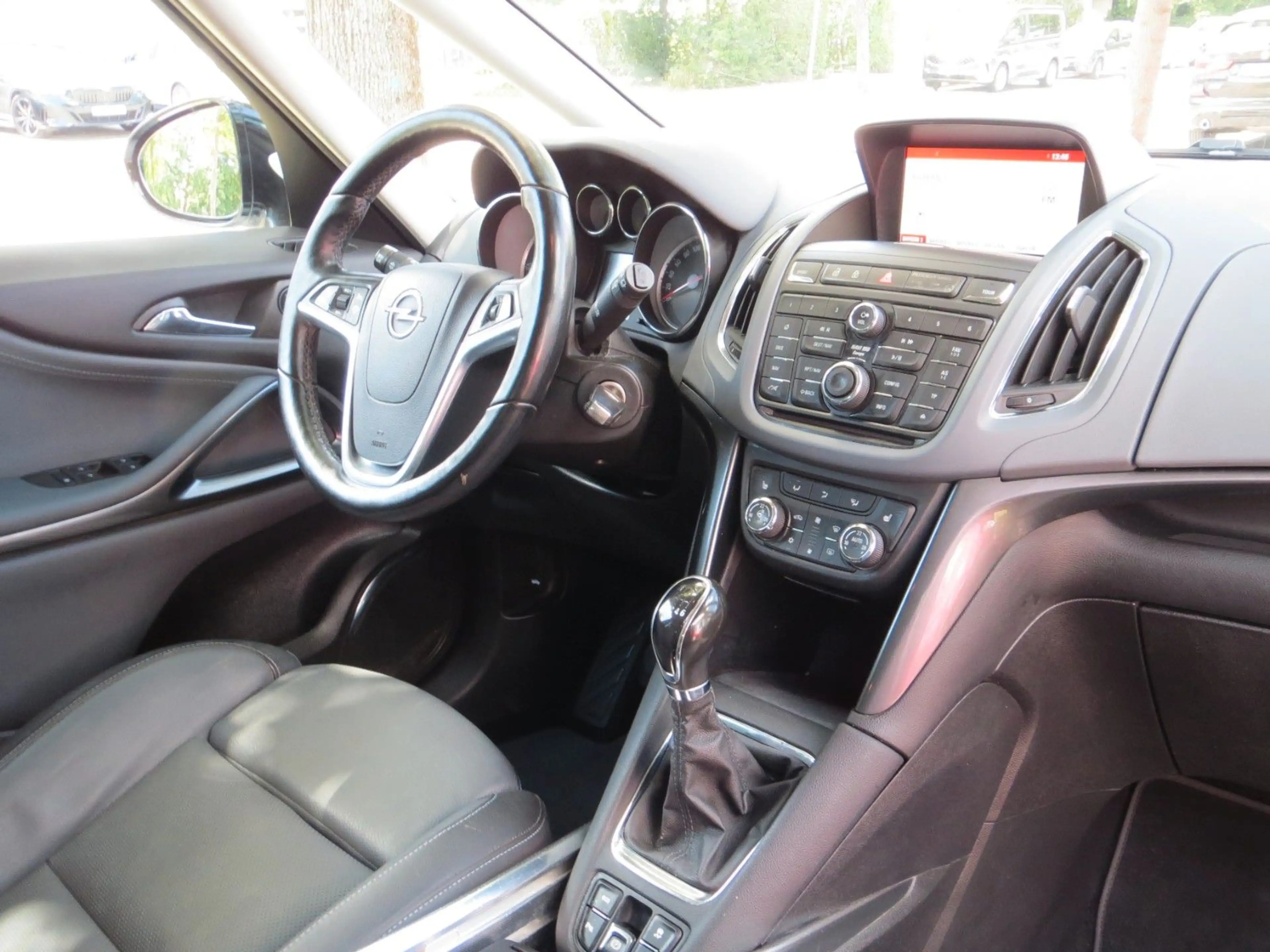 Opel Zafira Tourer OPC-Line* 7 Sitze*Leder*Navi*19" — photo 15