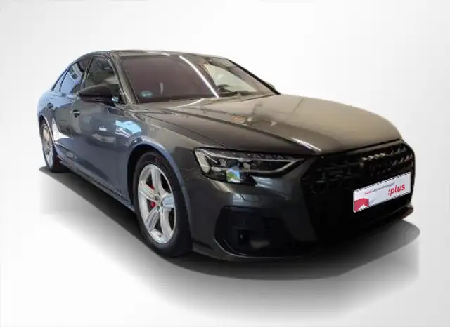 Audi A8 view 11