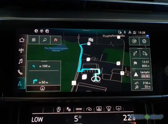 Audi A8 view 8