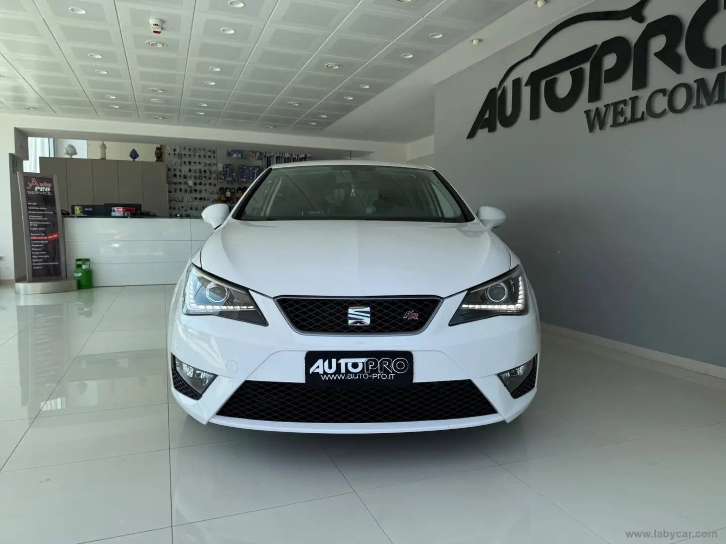 SEAT Ibiza 1.4 TDI 90CV CR 5p. FR Bianco - 1