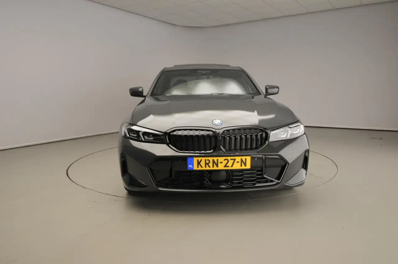 BMW 3 Series 2026