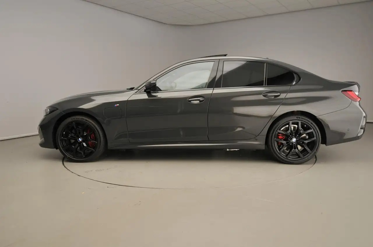BMW 3 Series 2026