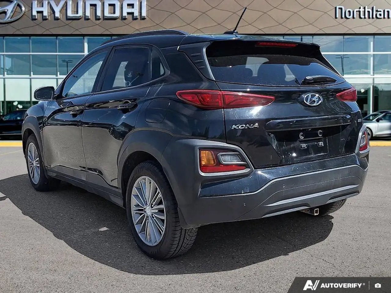 Hyundai KONA снимка Hyundai KONA