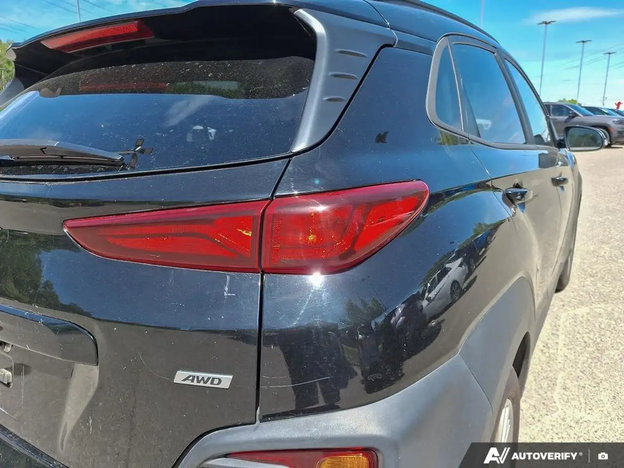 Hyundai KONA снимка Hyundai KONA