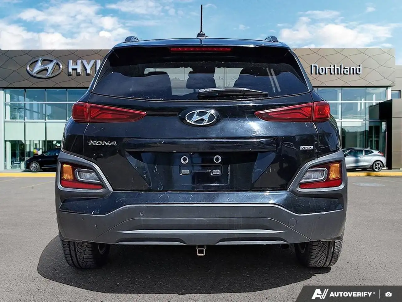 Hyundai KONA снимка Hyundai KONA